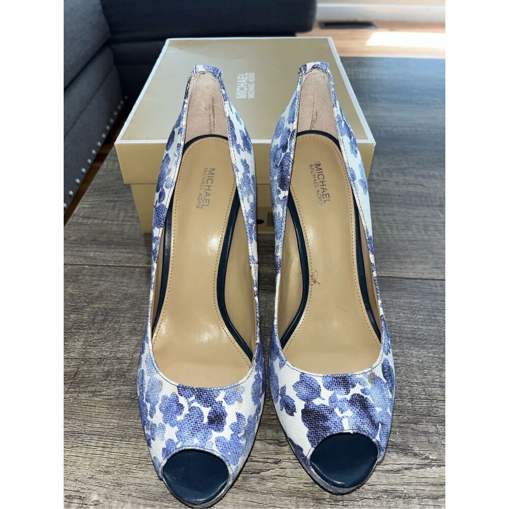 Michael by Michael Kors York Platform Blue printed canvas Heels Size 10 With Box - Picture 2 of 6
